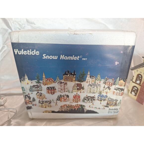 Yuletide Snow Hamlet “Mansion” 1987 Lighted Building w/ Box & Cord - Picture 8 of 9